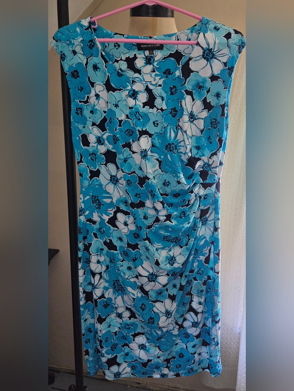 Jones New York Sleeveless Floral Shift Dress
